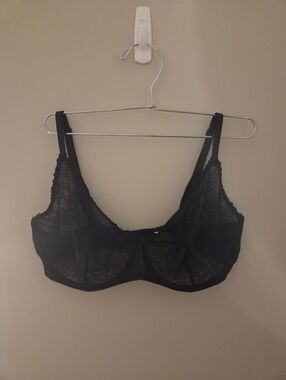 NWOT Old Navy Black Sheer Underwire Bra